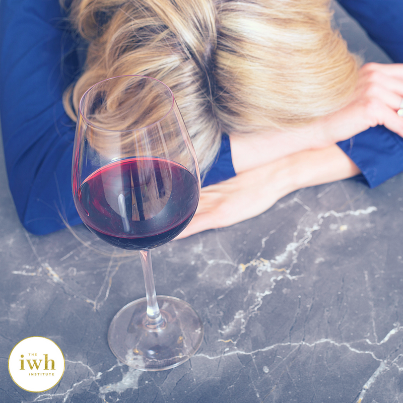 Can Women Healthfully Drink Alcohol?